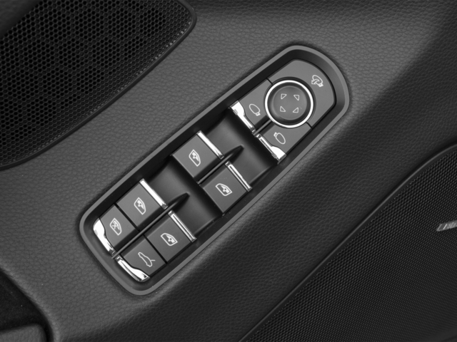 2016 Porsche Panamera 4
