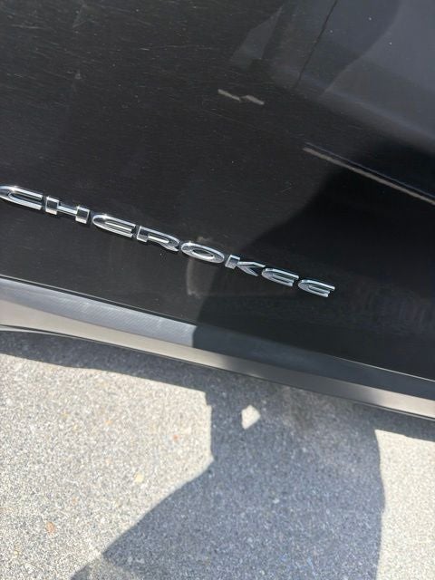 2017 Jeep Cherokee Sport