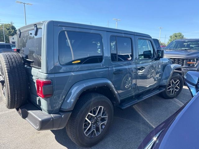 2024 Jeep Wrangler Sahara