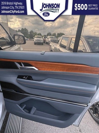 2023 Jeep Grand Wagoneer Series III