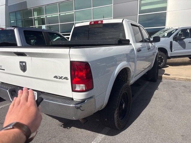 2017 RAM 1500 SLT