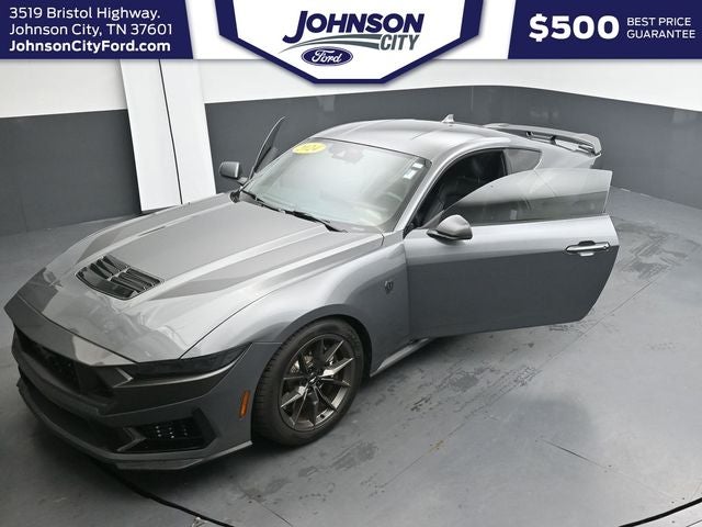 2024 Ford Mustang Dark Horse