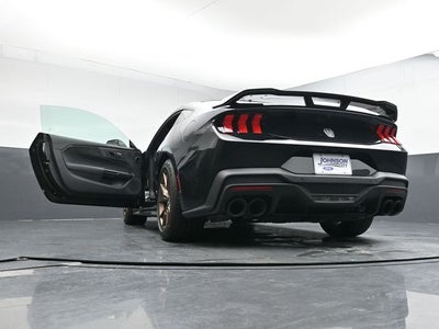 2025 Ford Mustang Dark Horse