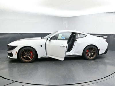 2026 Ford Mustang Dark Horse