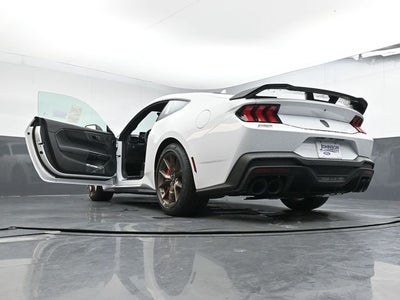 2026 Ford Mustang Dark Horse