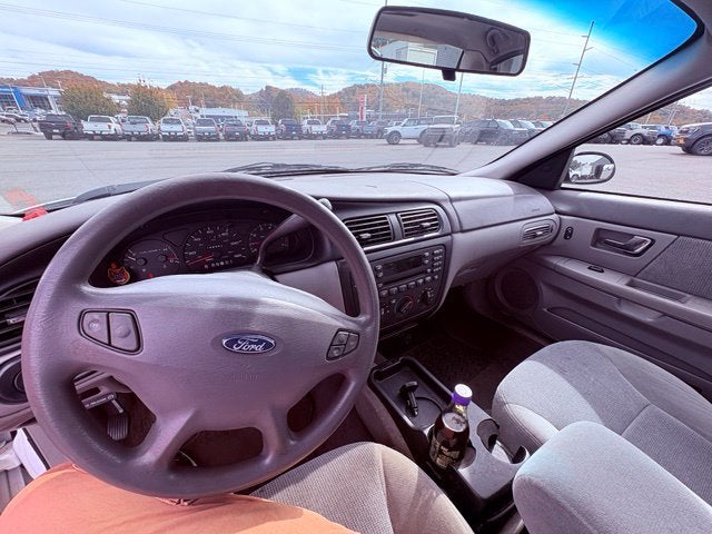 2002 Ford Taurus SES