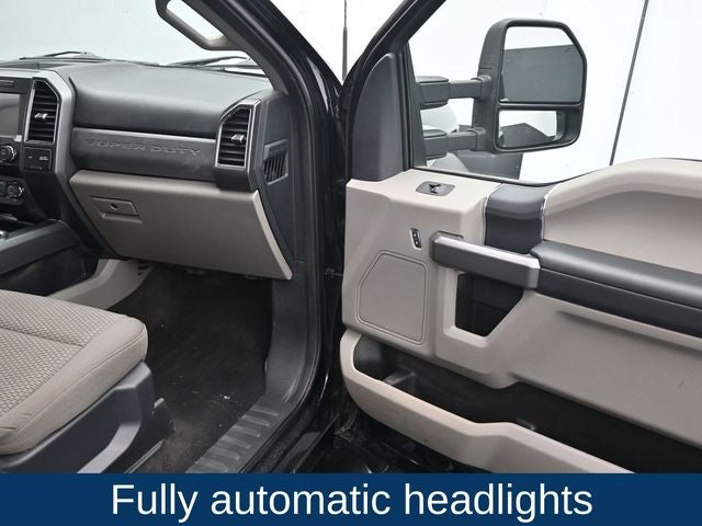 2022 Ford F-550SD XLT