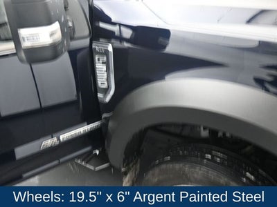 2022 Ford F-550SD XLT