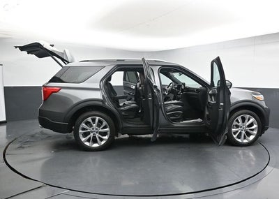 2023 Ford Explorer Platinum