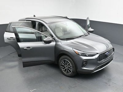 2025 Ford Escape Plug-In Hybrid Base