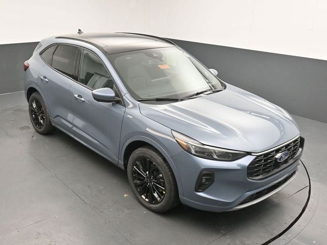 2026 Ford Escape Hybrid ST-Line Elite