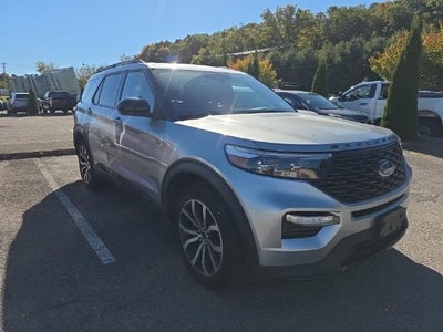 2023 Ford Explorer ST-Line