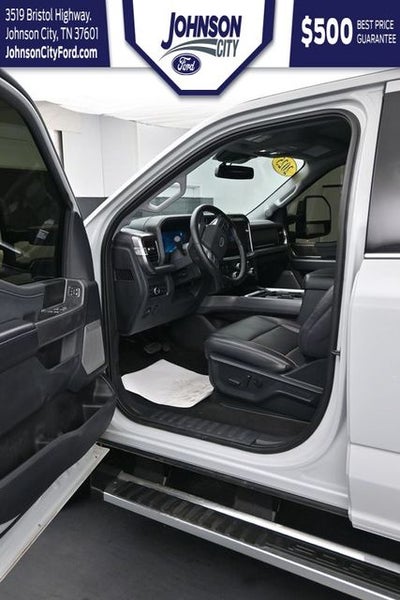 2025 Ford F-350SD Lariat