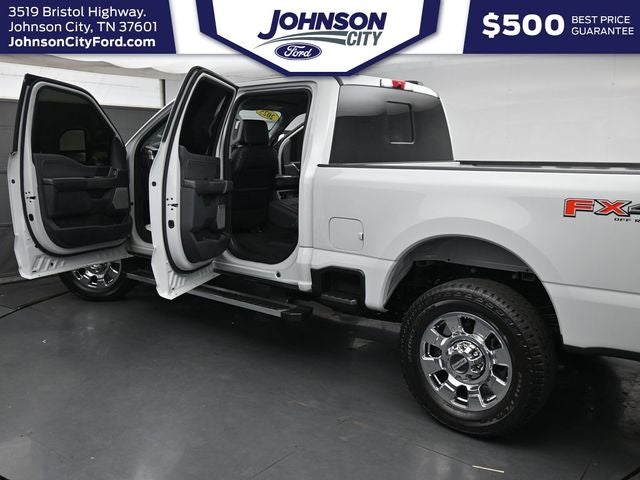 2025 Ford F-350SD Lariat
