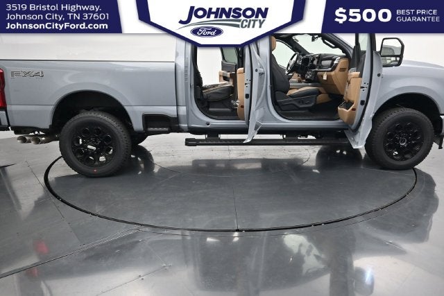 2027 Ford F-350SD Lariat
