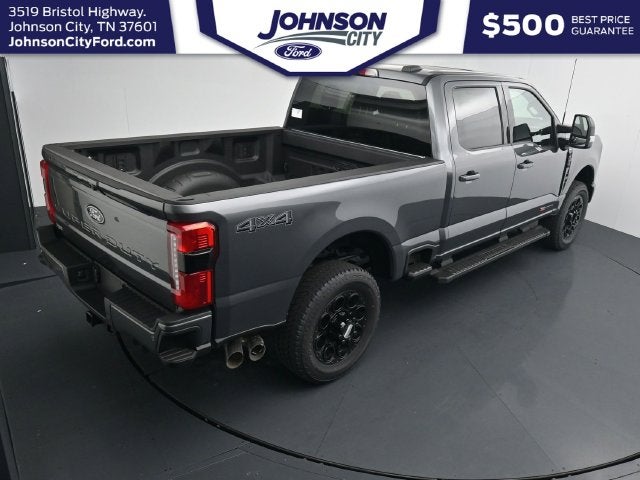 2027 Ford F-350SD Lariat