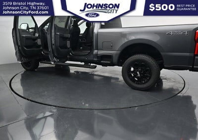 2027 Ford F-350SD Lariat