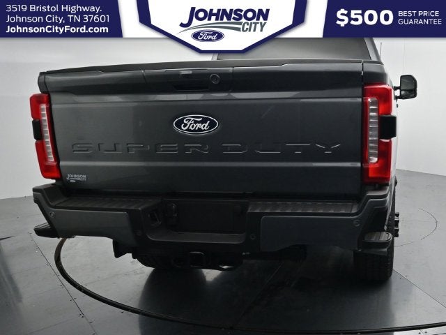 2027 Ford F-350SD Lariat