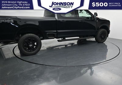 2027 Ford F-350SD Lariat