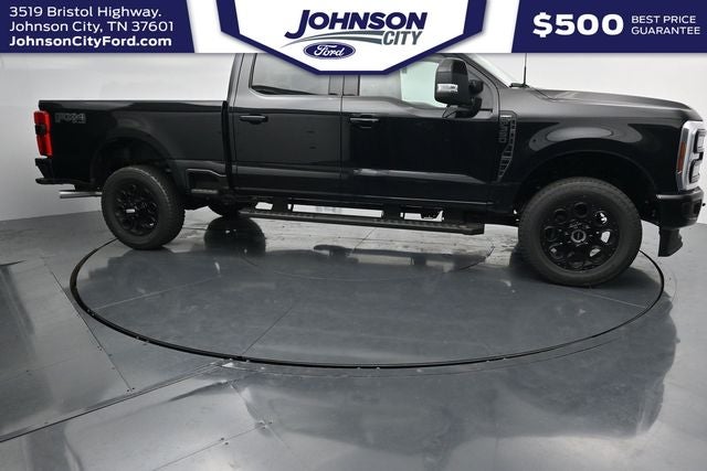 2027 Ford F-350SD Lariat