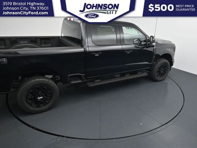 2027 Ford F-350SD Lariat