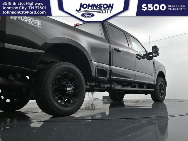2027 Ford F-350SD Lariat
