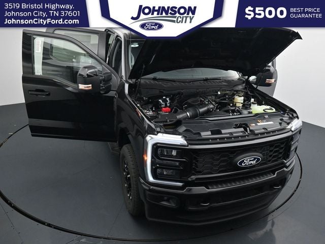 2027 Ford F-350SD Lariat