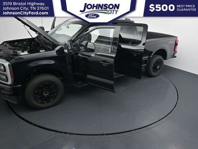 2027 Ford F-350SD Lariat