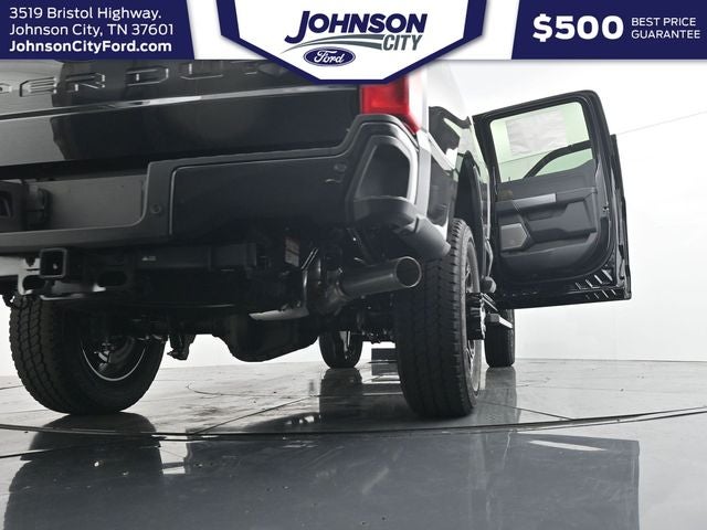 2027 Ford F-350SD Lariat