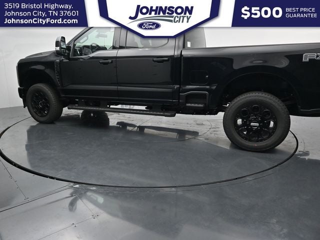 2027 Ford F-350SD Lariat