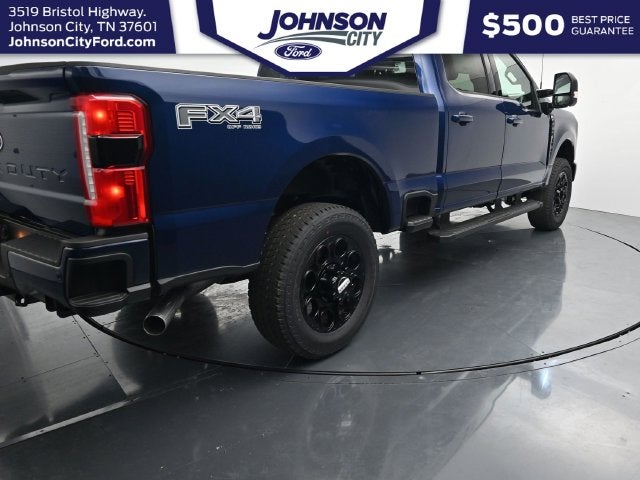 2027 Ford F-350SD XLT