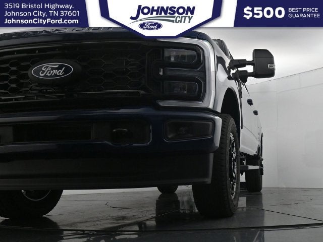2027 Ford F-350SD XLT