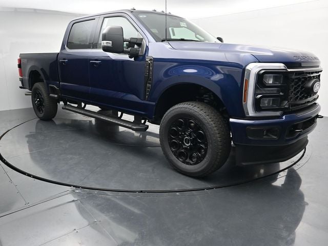 2027 Ford F-350SD XLT