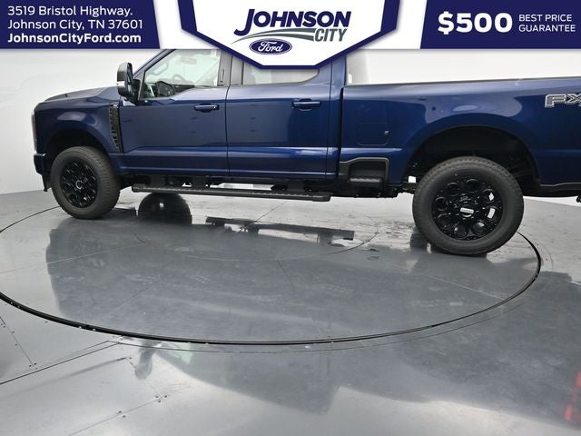 2027 Ford F-350SD XLT