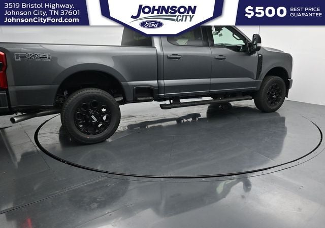 2027 Ford F-350SD Lariat