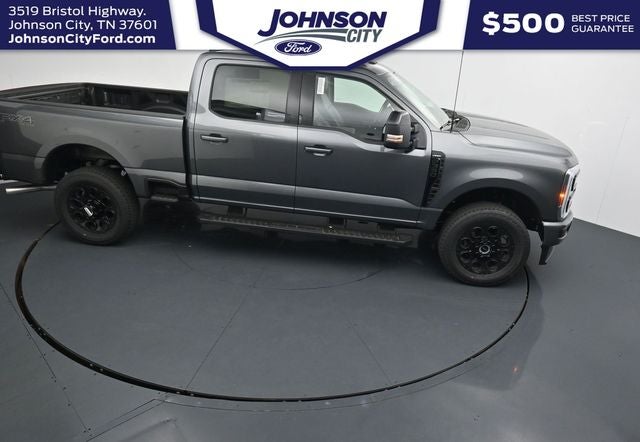 2027 Ford F-350SD Lariat