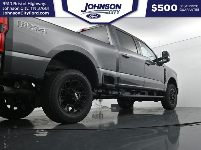 2027 Ford F-350SD Lariat
