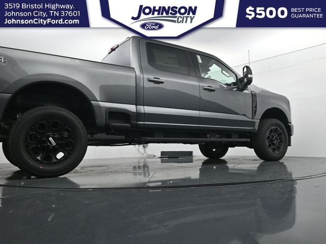 2027 Ford F-350SD Lariat