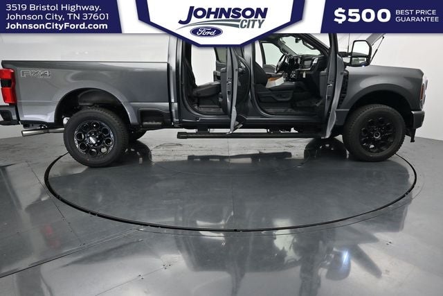 2027 Ford F-350SD Lariat