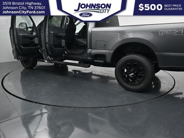 2027 Ford F-350SD Lariat