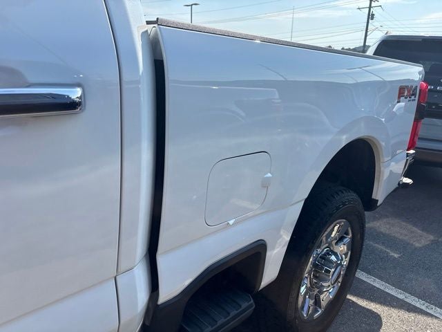 2025 Ford F-350SD Lariat