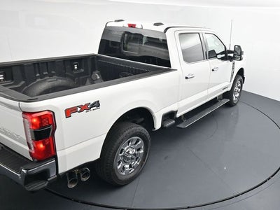 2025 Ford F-350SD Lariat