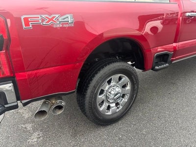 2025 Ford F-350SD Lariat