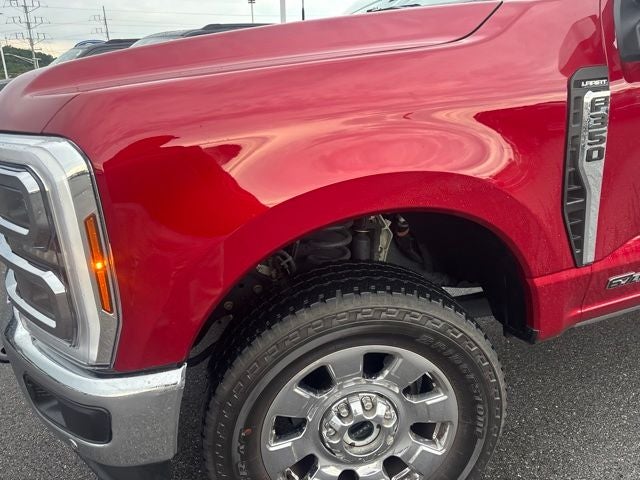 2025 Ford F-350SD Lariat