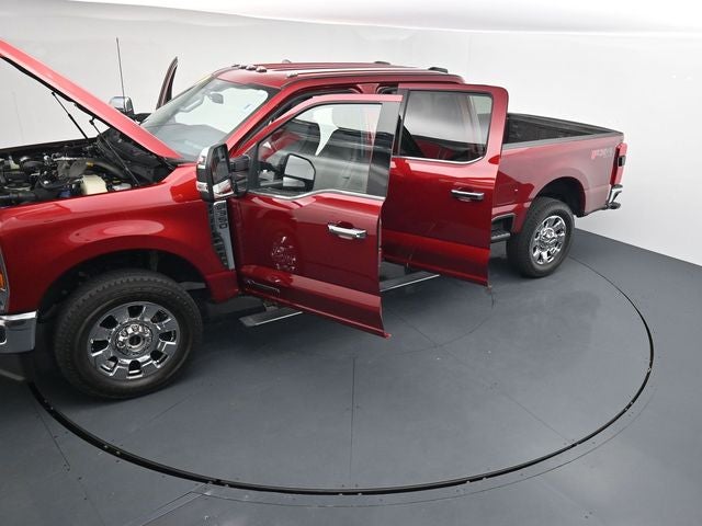 2025 Ford F-350SD Lariat