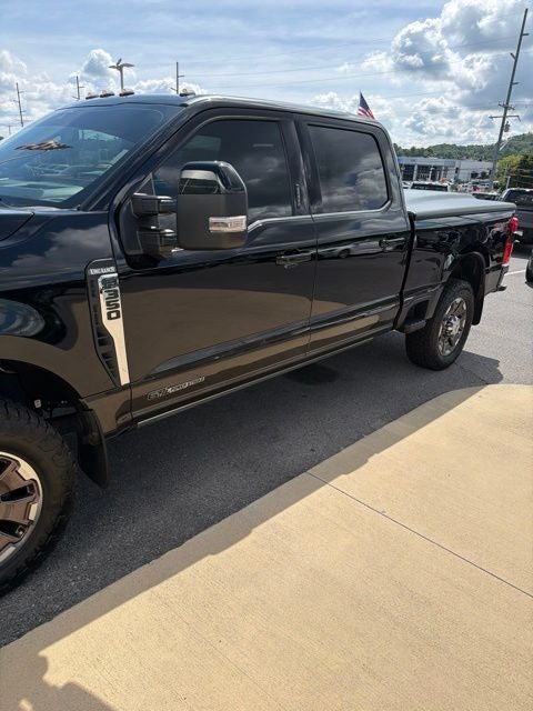 2024 Ford F-350SD King Ranch