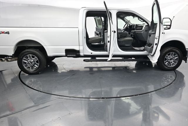 2025 Ford F-350SD XLT