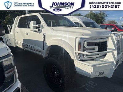 2023 Ford F-450SD Platinum