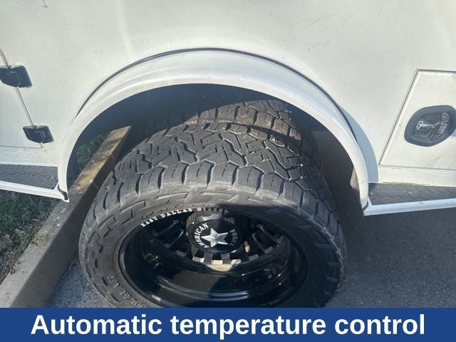 2023 Ford F-450SD Platinum