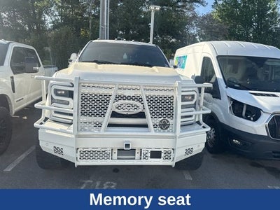 2023 Ford F-450SD Platinum